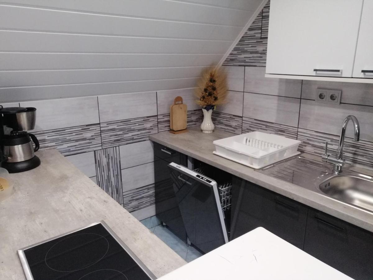 Gyoengyi Apartman Hévíz Exteriér fotografie