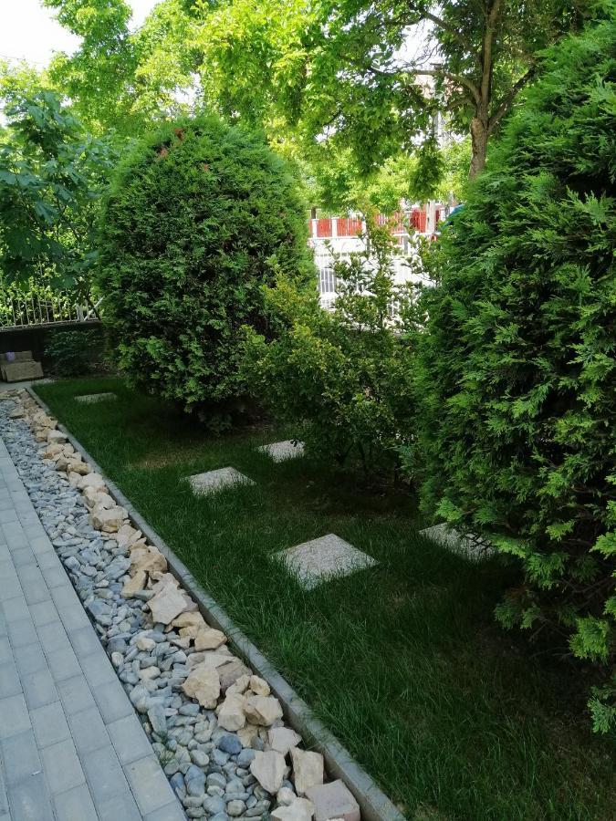 Gyoengyi Apartman Hévíz Exteriér fotografie