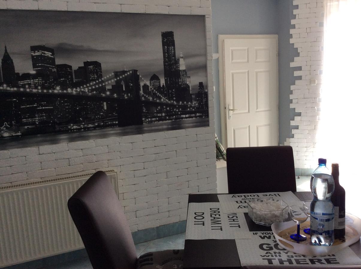 Gyoengyi Apartman Hévíz Exteriér fotografie